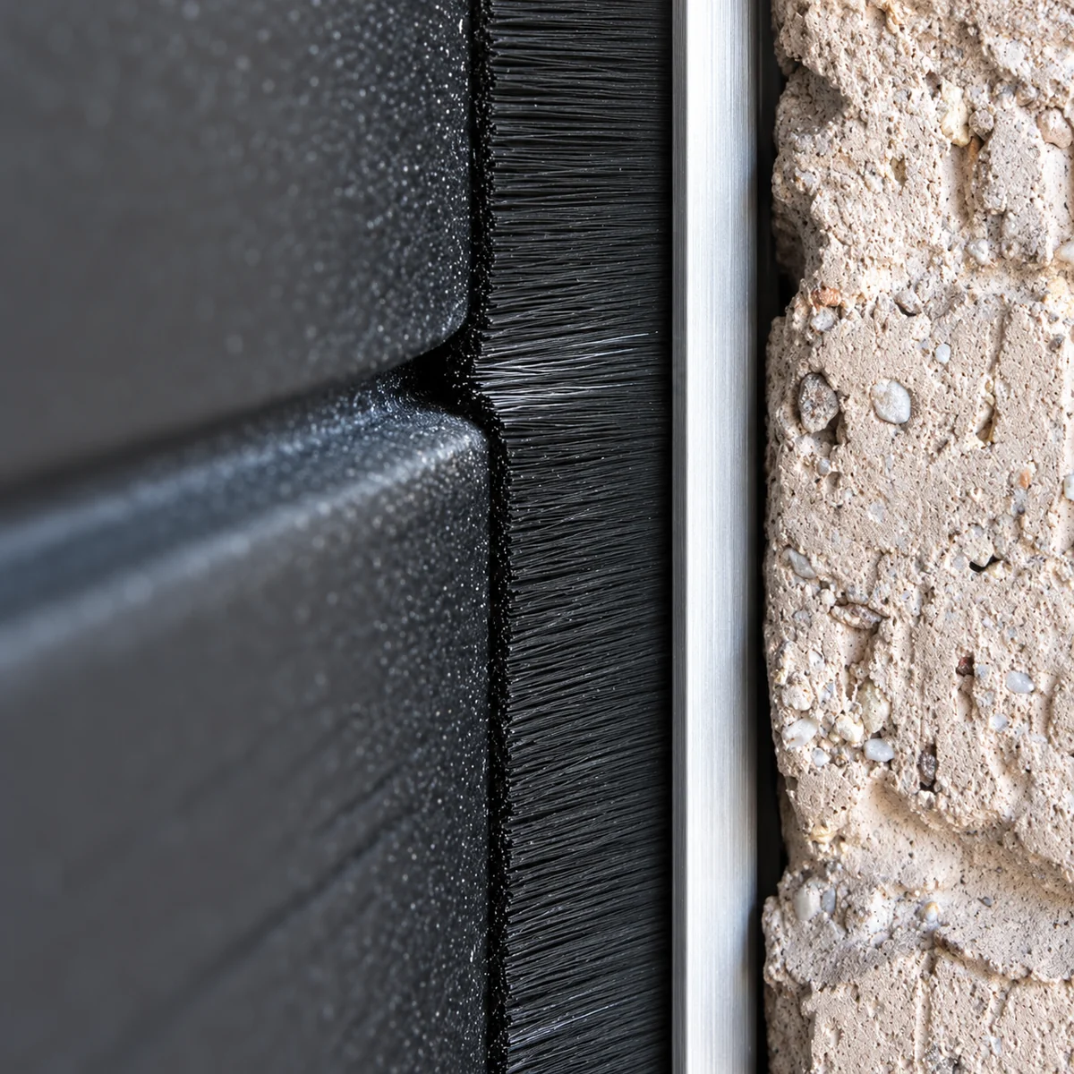 brush-seal-garage-door